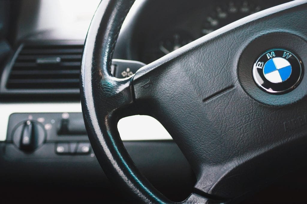 What Does It Mean When Your Steering Wheel Shakes When You Are Driving